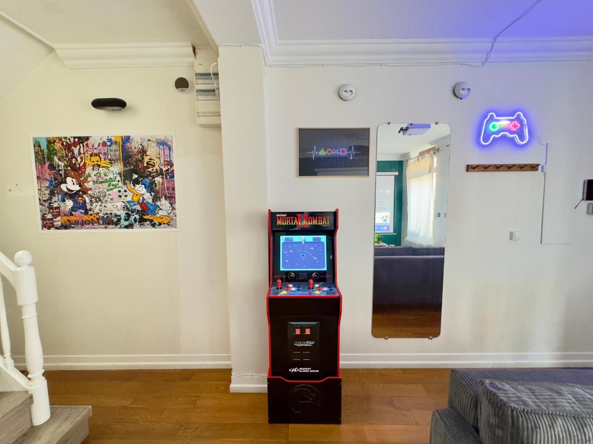 Maison 3Ch - Cinema - Game Room - Parking - Gare Amiens Dış mekan fotoğraf