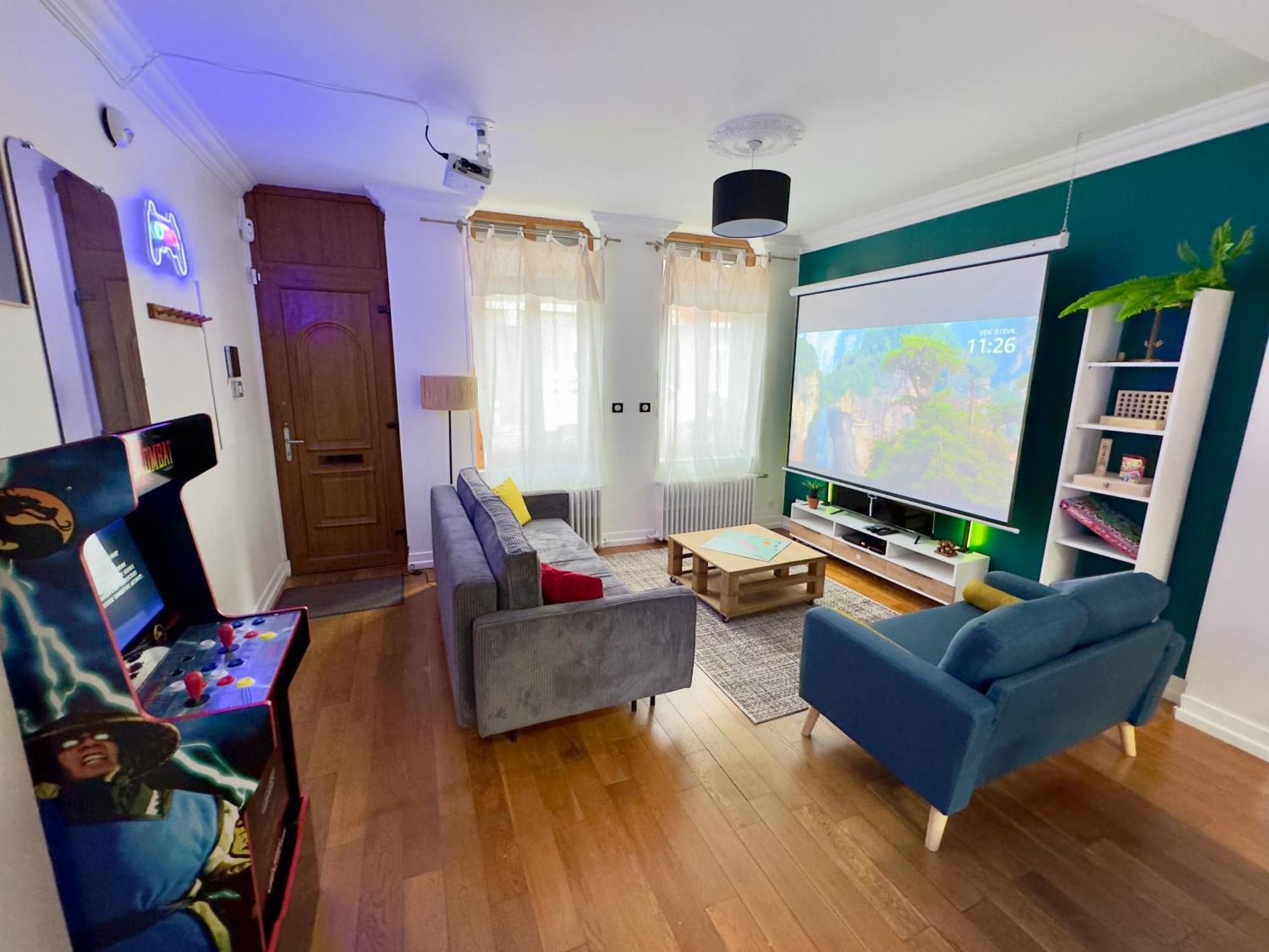 Maison 3Ch - Cinema - Game Room - Parking - Gare Amiens Dış mekan fotoğraf