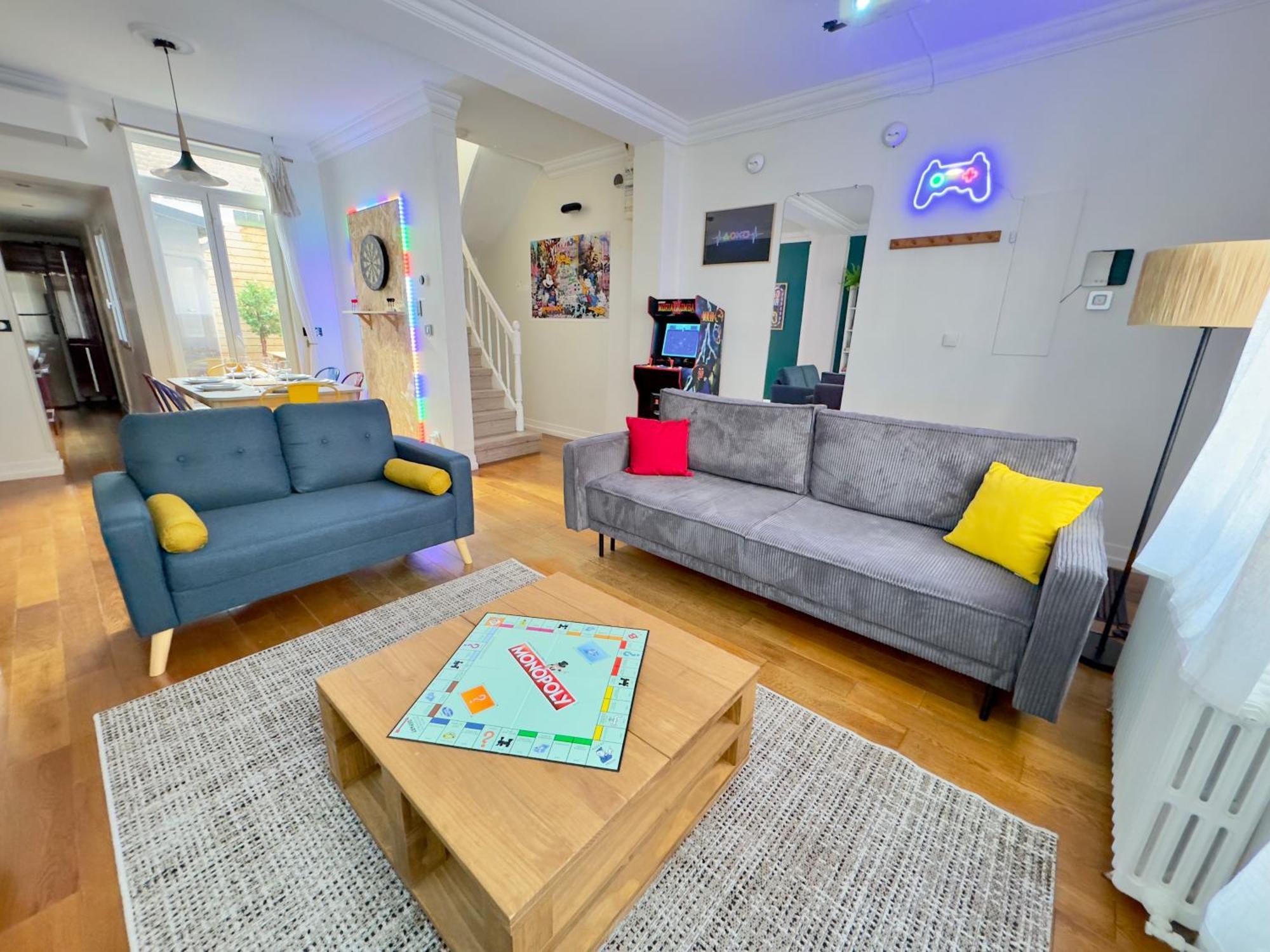 Maison 3Ch - Cinema - Game Room - Parking - Gare Amiens Dış mekan fotoğraf