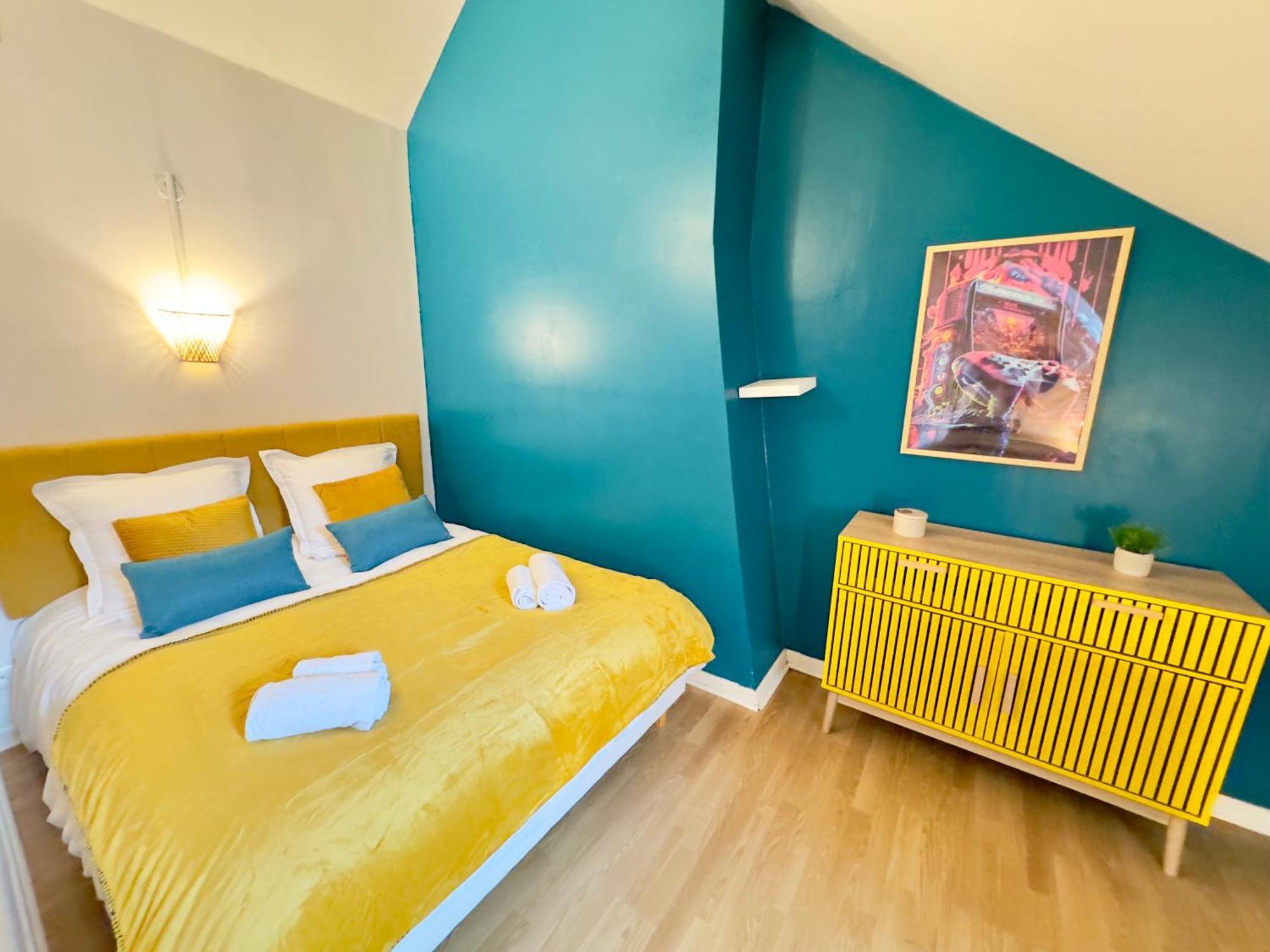 Maison 3Ch - Cinema - Game Room - Parking - Gare Amiens Dış mekan fotoğraf